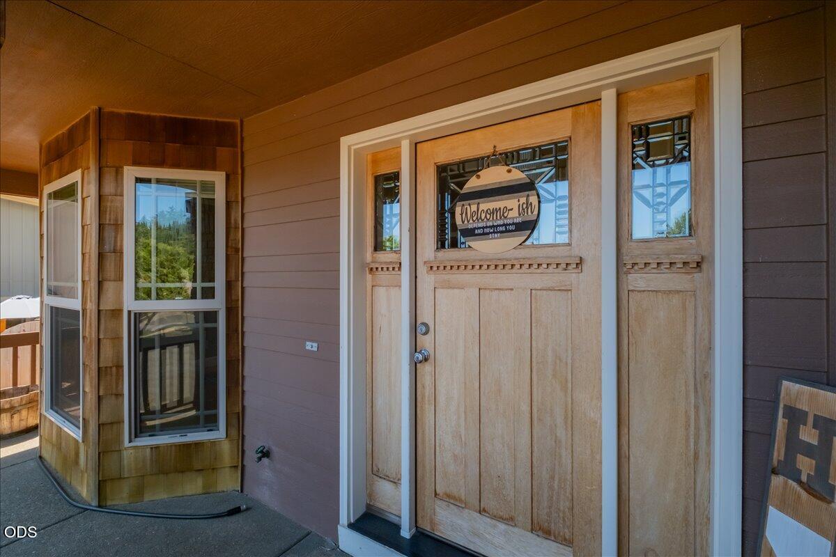 2448 Northwest Violet Avenue Albany, OR 97321 - Photo 6 of 46
