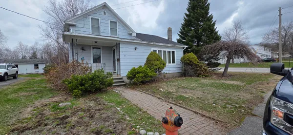 $90,000 | 16 Western Avenue, East Millinocket, ME 04430