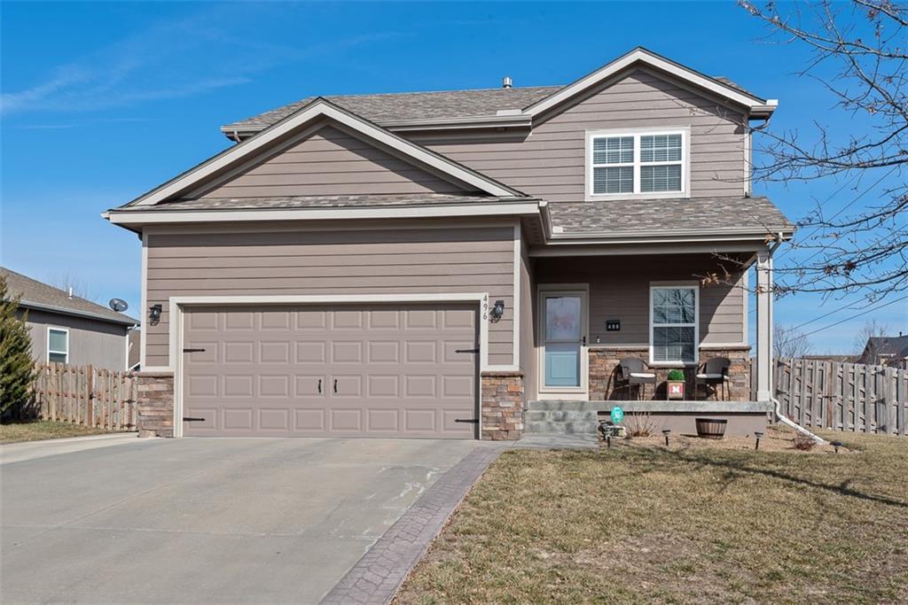 496 East Willow Street Gardner, KS 66030 - Photo 1 of 37