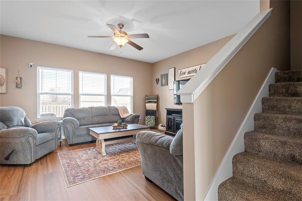 496 East Willow Street Gardner, KS 66030 - Photo 4 of 37