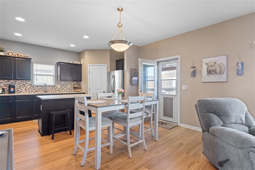 496 East Willow Street Gardner, KS 66030 - Photo 9 of 37