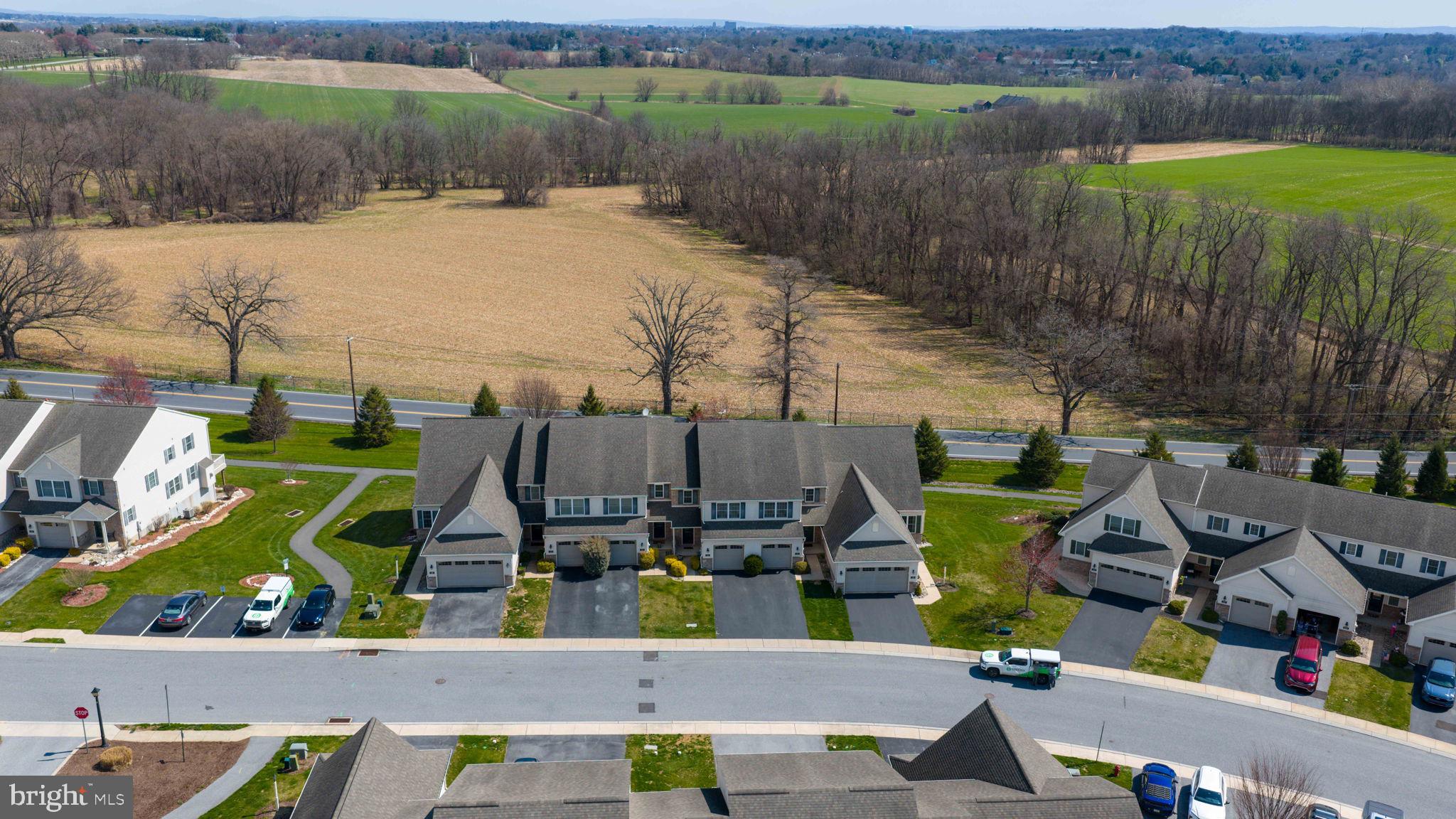 524 White Chapel Road Lancaster, PA 17603 - Photo 5 of 61