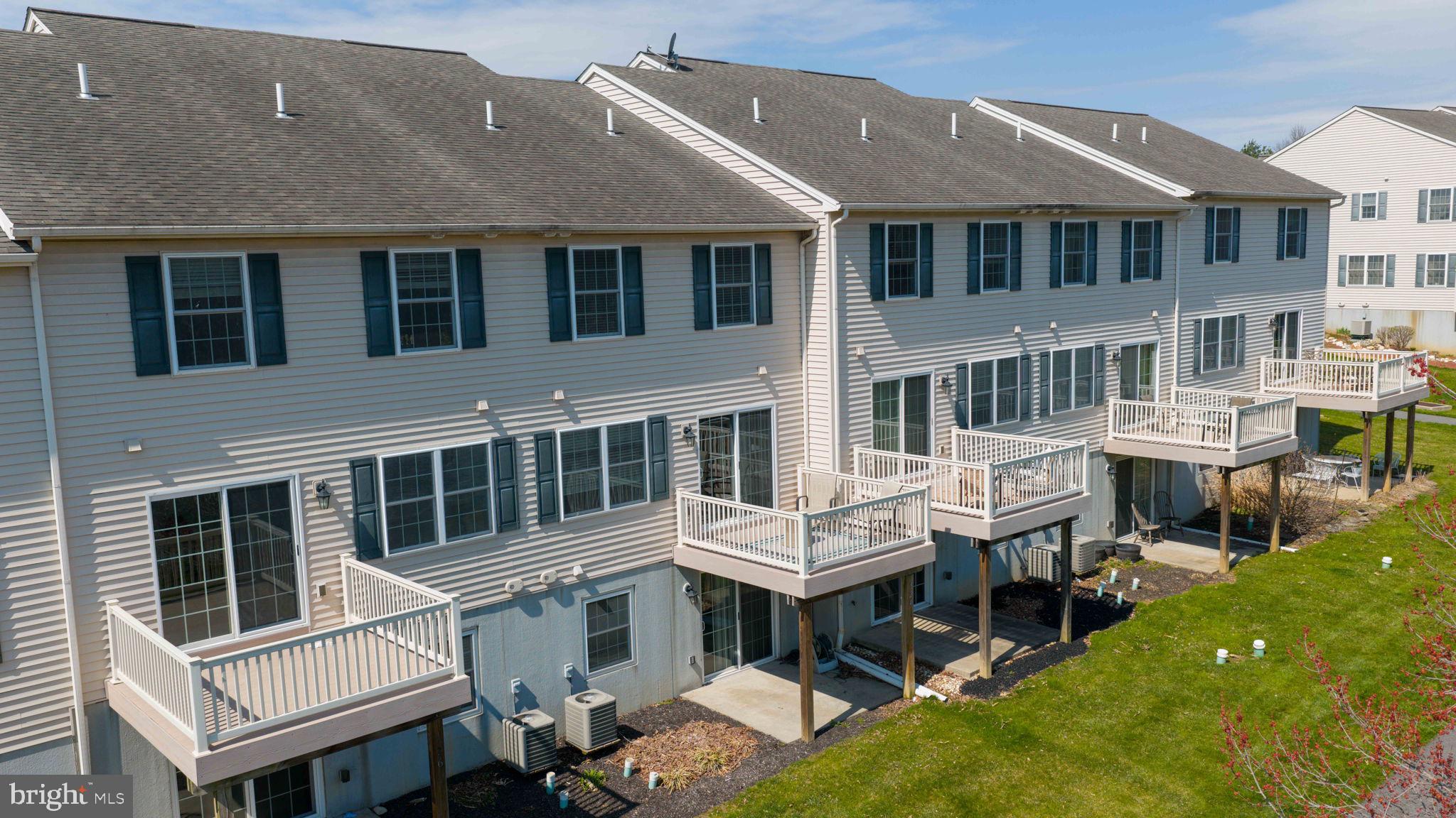 524 White Chapel Road Lancaster, PA 17603 - Photo 8 of 61