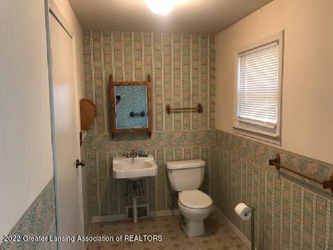 210 West Miller Road Lansing, MI 48911 - Photo 17 of 31 8a