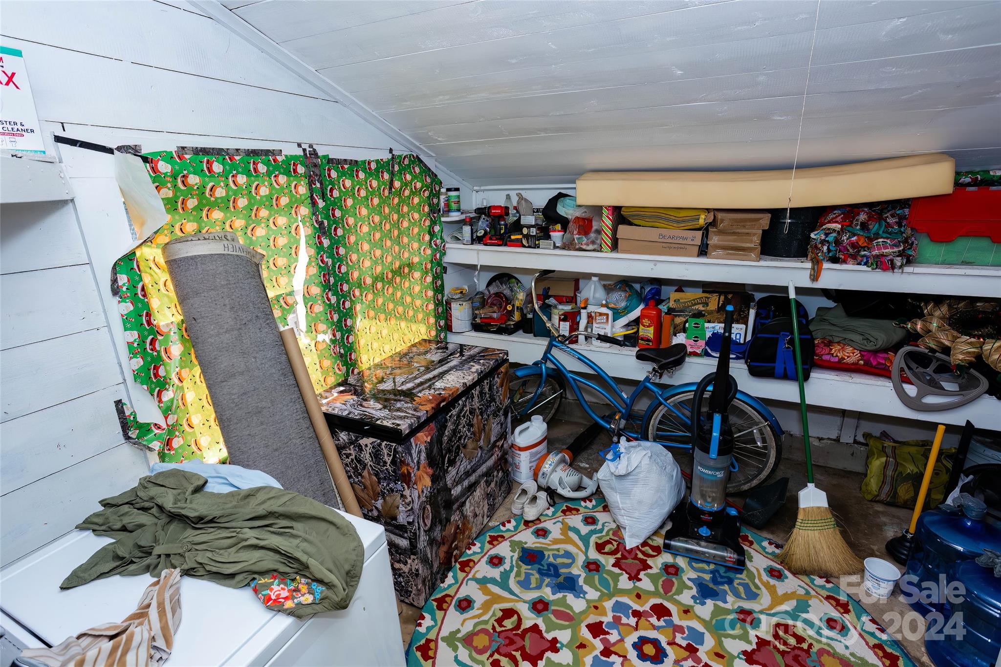 3786 Broad Street Clyde, NC 28721 - Photo 27 of 48