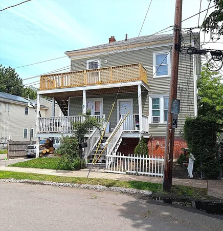 $715,000 | 9 Ainsworth Place, Lynn, MA 01905