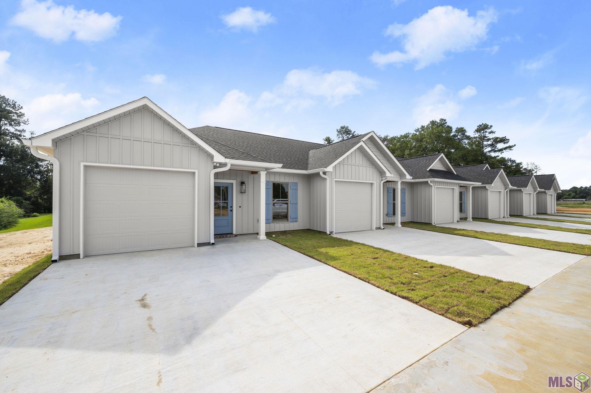 8007 Arnold Road, Unit 6E Denham Springs, LA 70726 - Photo 3 of 17