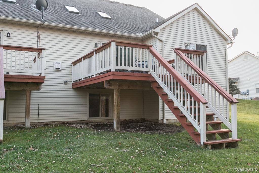 4720 Summer Ridge Drive, Unit 33 Howell, MI 48843 - Photo 31 of 34 4Y0A7166.jpg