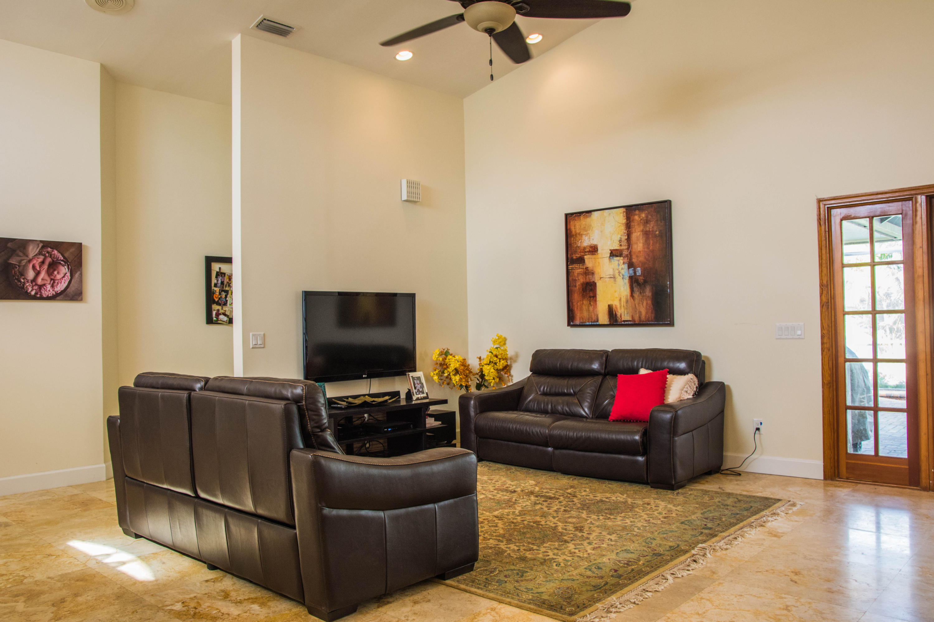 22511 Esplanada Circle Boca Raton, FL 33433 - Photo 3 of 32 Living