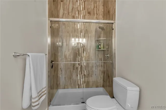 $1,399,000 | 5815 Newhouse Road, Clarence, NY 14051