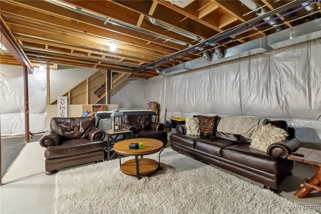 5815 Newhouse Road Clarence, NY 14051 - Photo 37 of 49