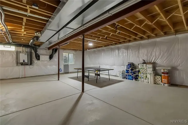 $1,399,000 | 5815 Newhouse Road, Clarence, NY 14051