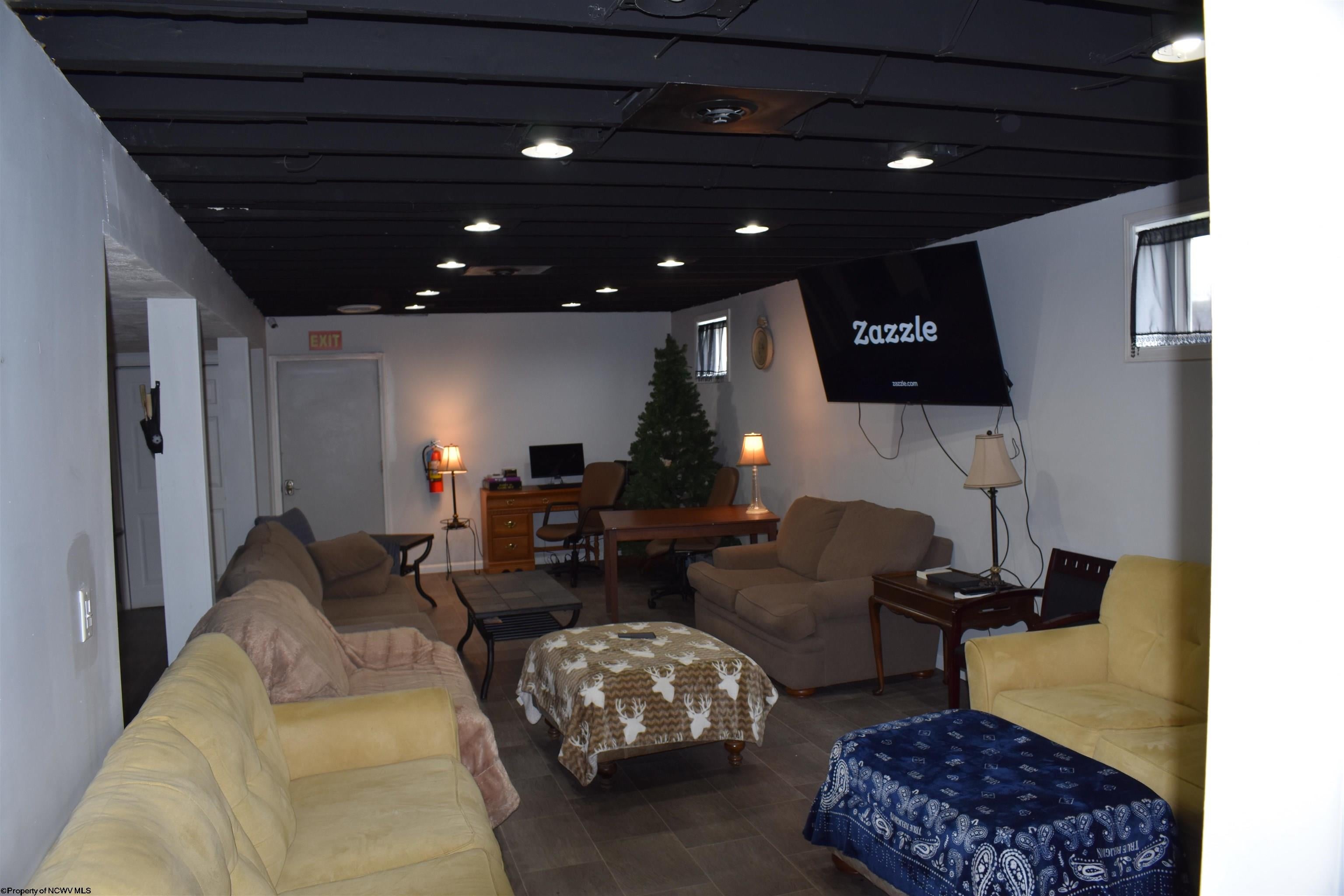 771 Fairmont Road Morgantown, WV 26501 - Photo 23 of 28 Gallery Image 23