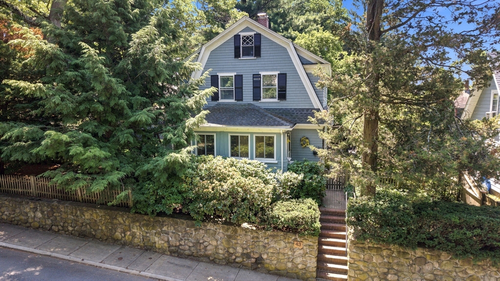 43 Southbourne Road Boston, MA 02130 - Photo 1 of 41