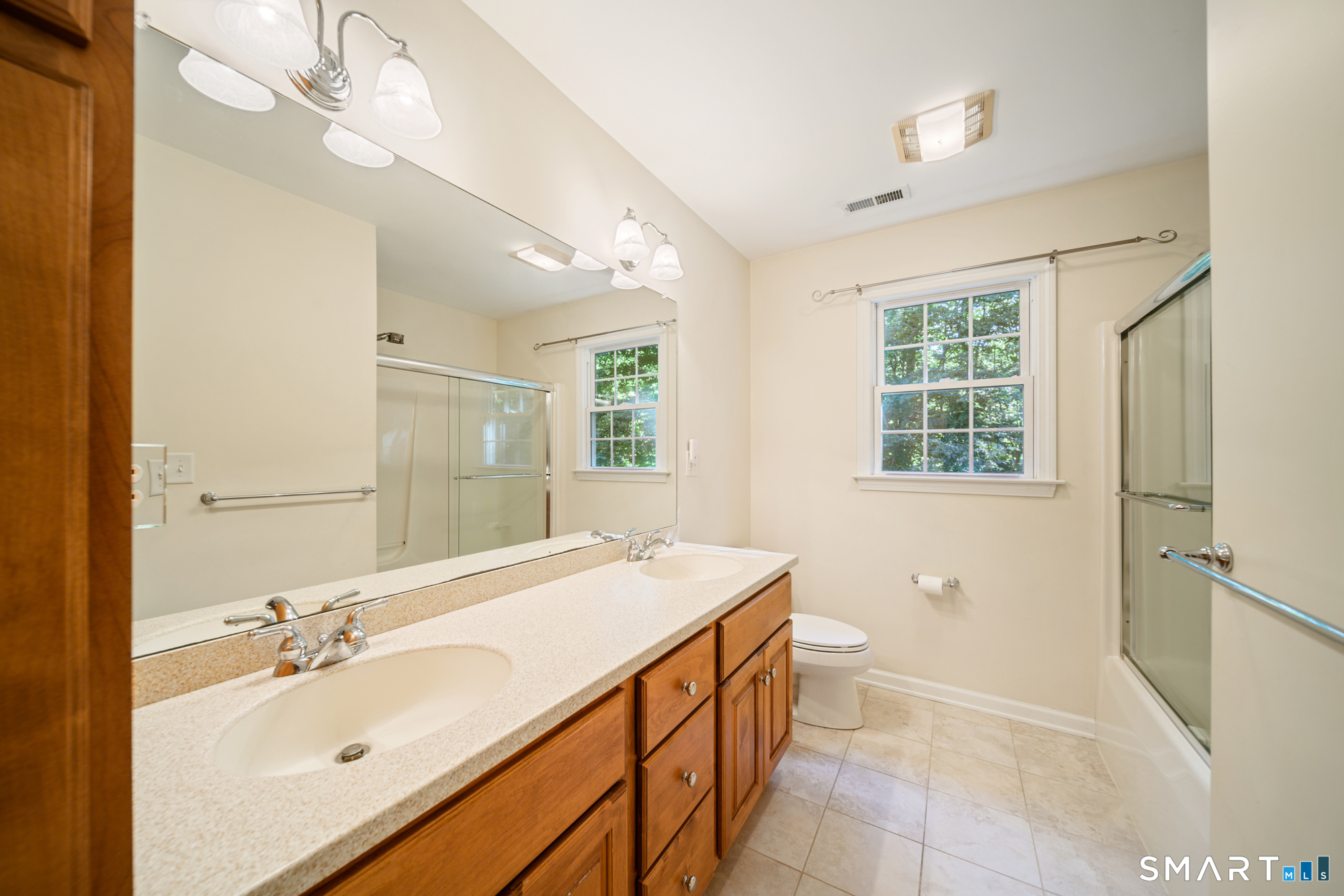 6 Little Valley Road Oxford, CT 06478 - Photo 23 of 32 Gallery Image 23