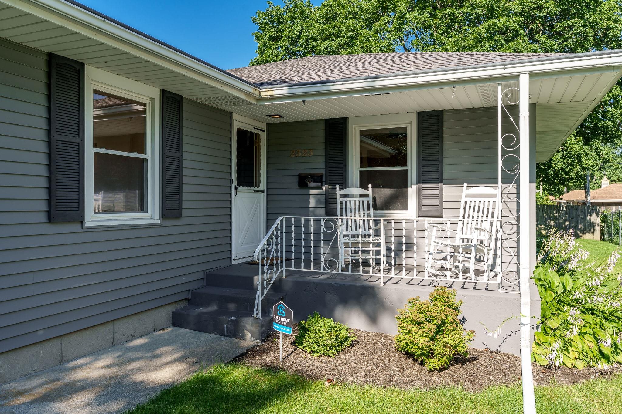 2323 Nebraska Road Rockford, IL 61108 - Photo 2 of 48