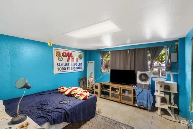 a view of a basketball court