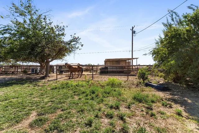 $629,999 | Undisclosed Address, Bakersfield, CA 93314