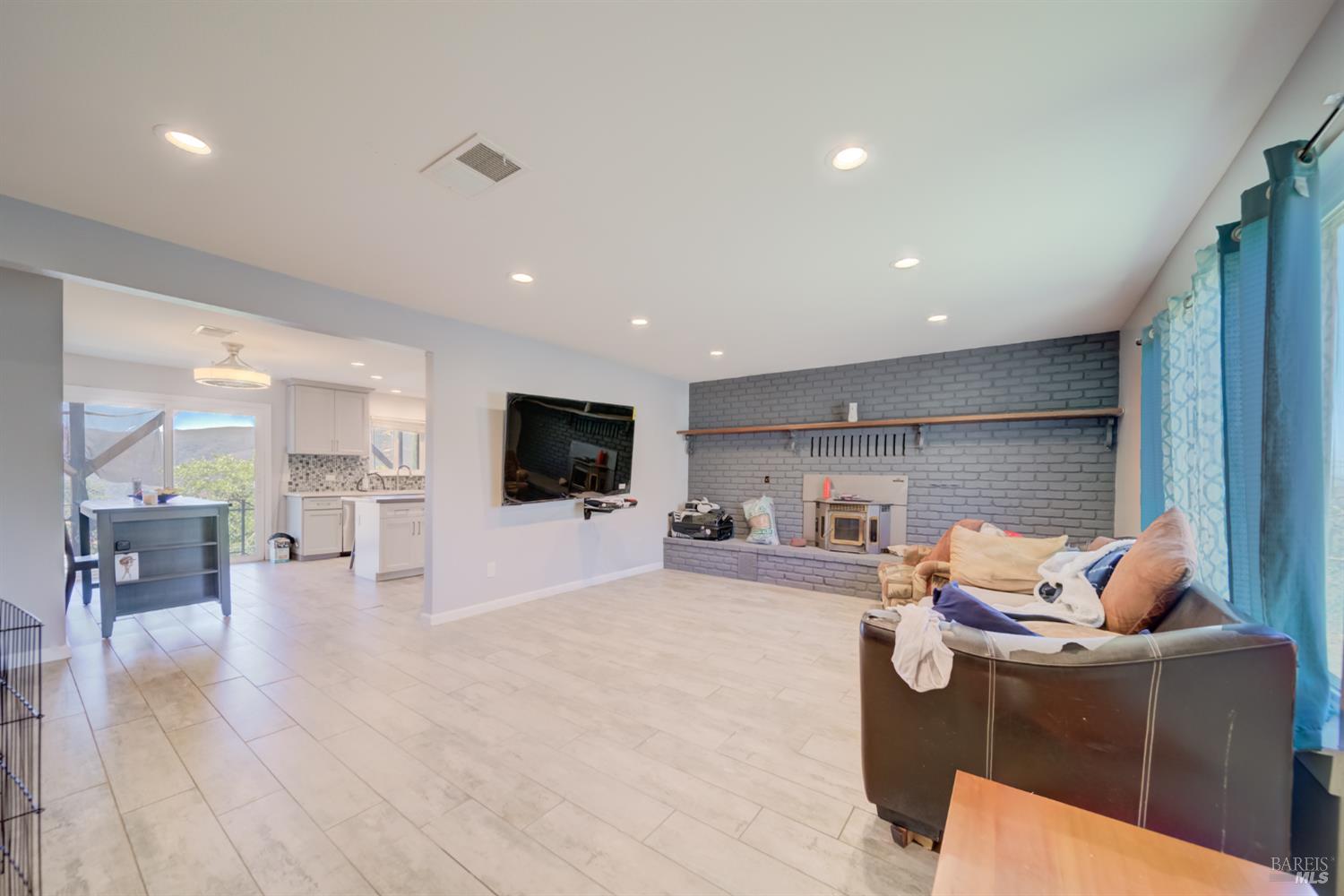 1135 Rimrock Drive Napa, CA 94558 - Photo 5 of 43