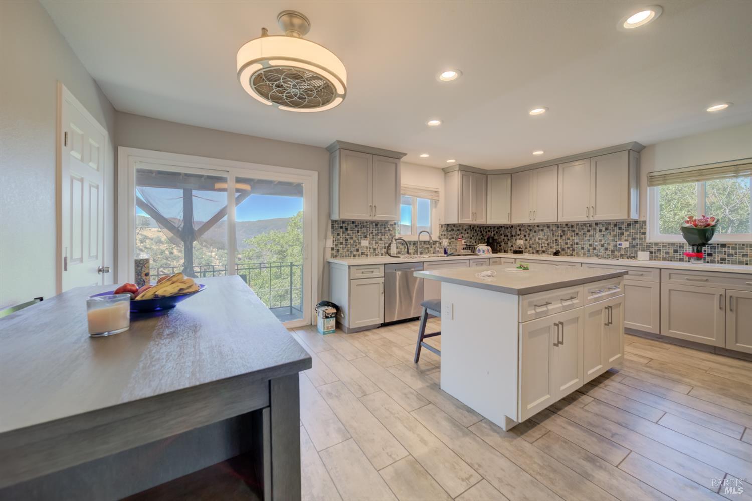 1135 Rimrock Drive Napa, CA 94558 - Photo 8 of 43