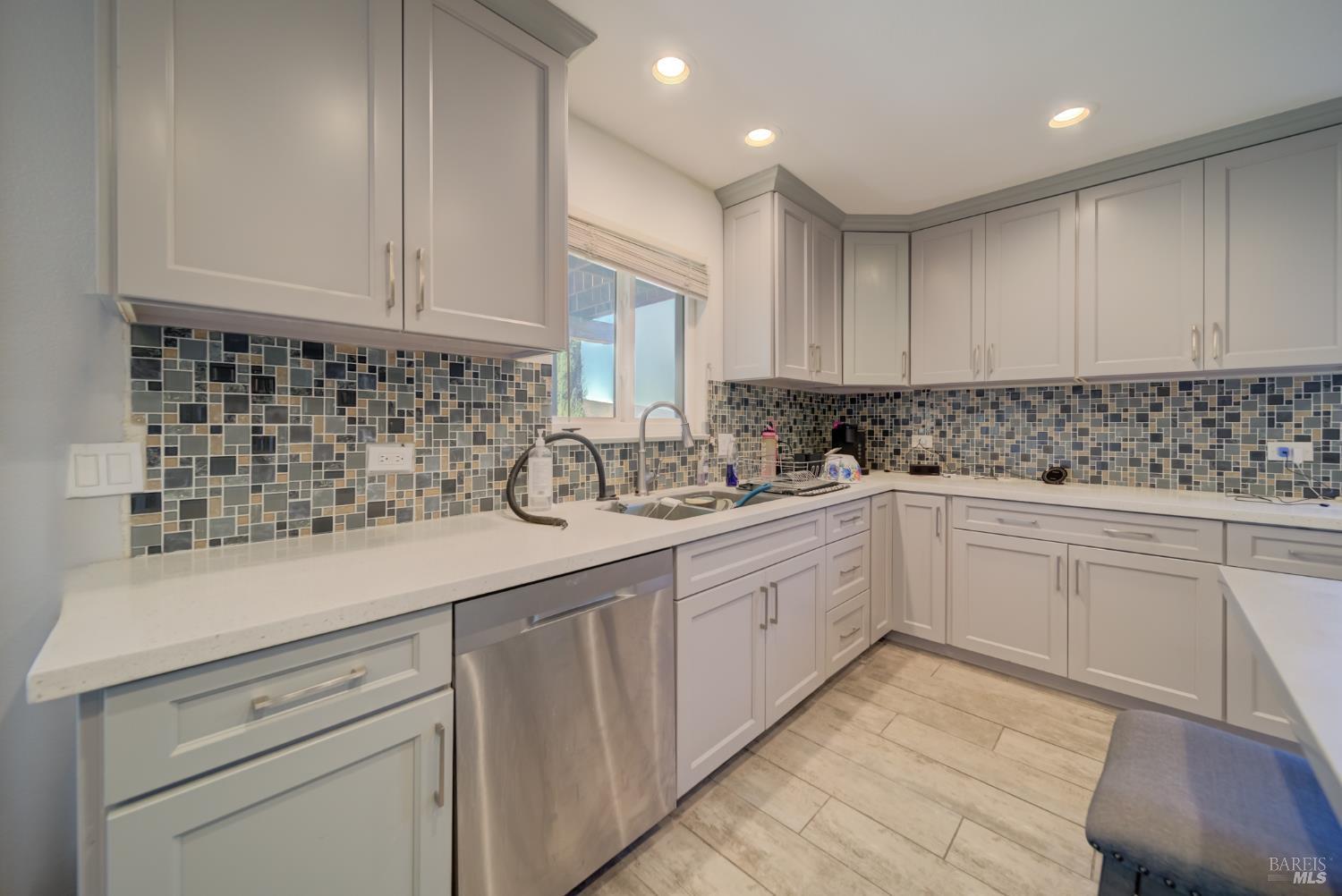 1135 Rimrock Drive Napa, CA 94558 - Photo 10 of 43