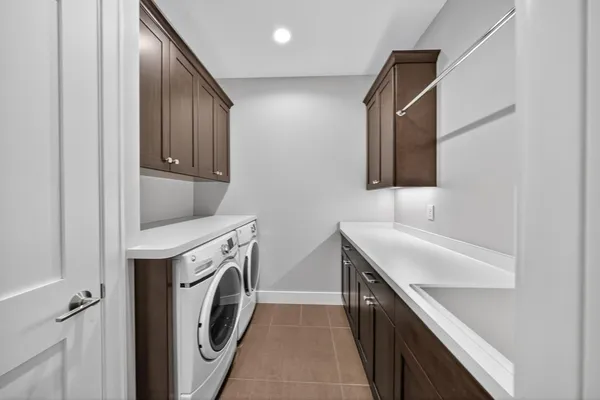 $790,000 | 1184 Fox Hill Court Southwest, Rochester, MN 55902