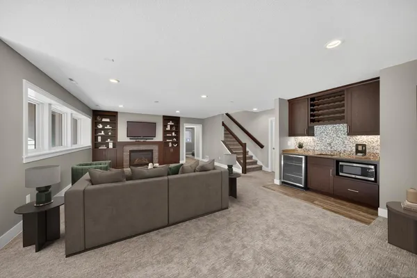 $790,000 | 1184 Fox Hill Court Southwest, Rochester, MN 55902