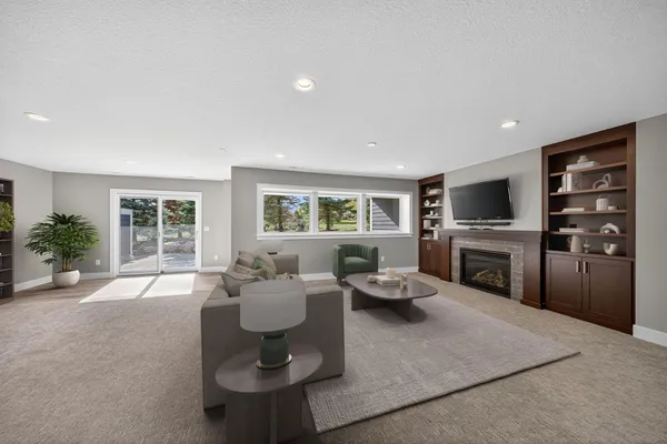 $790,000 | 1184 Fox Hill Court Southwest, Rochester, MN 55902