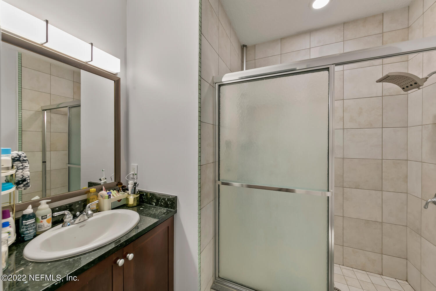 462 Inland Way Atlantic Beach, FL 32233 - Photo 25 of 46 Ensuite