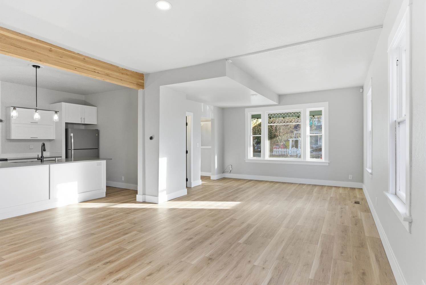 613 East 9th Avenue Spokane, WA 99202 - Photo 5 of 42