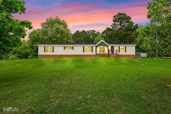 $249,900 | 8730 Pinehaven Drive, Keithville, LA 71047