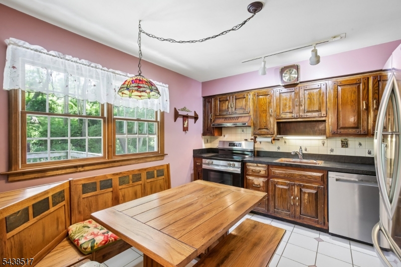79 Stillwater Road Newton, NJ 07860 - Photo 11 of 50