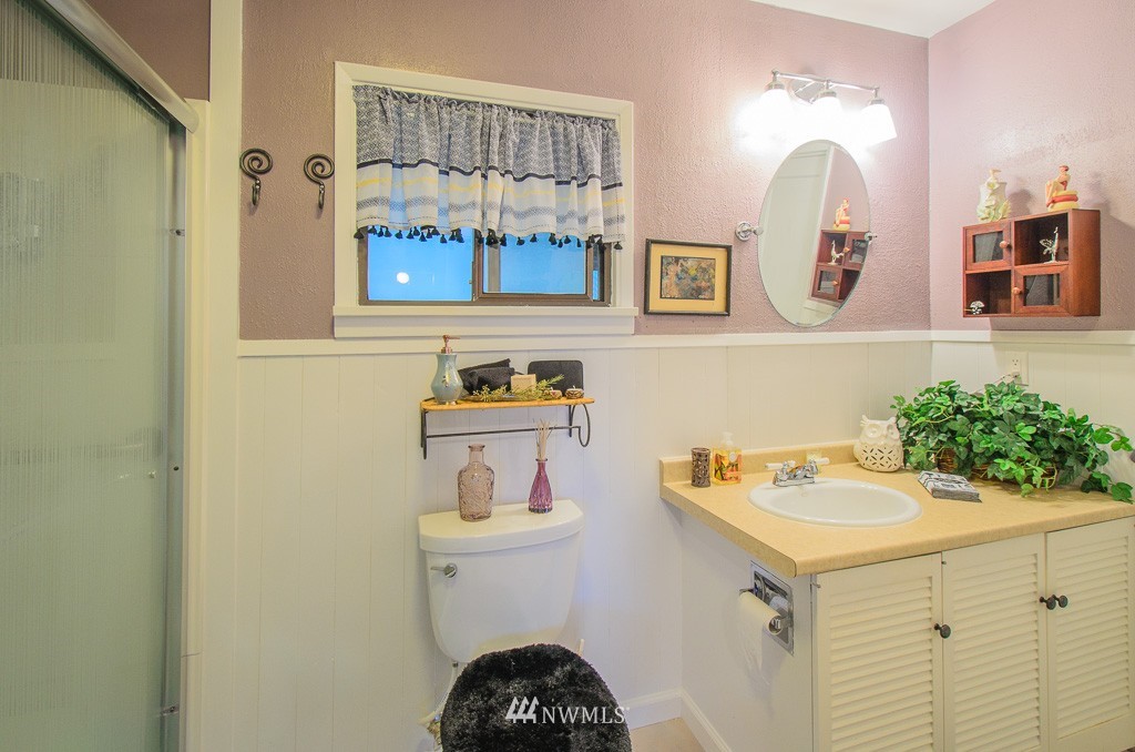 1706 Sheridan Road Bremerton, WA 98310 - Photo 22 of 24 Gallery Image 22
