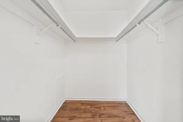 $2,300 | 561 Florida Avenue, Unit 204, Herndon, VA 20170