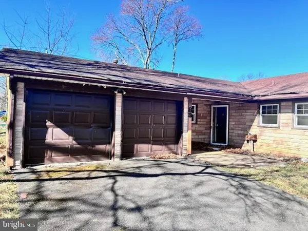 $375,000 | 83 Eastbrook Lane, Willingboro, NJ 08046