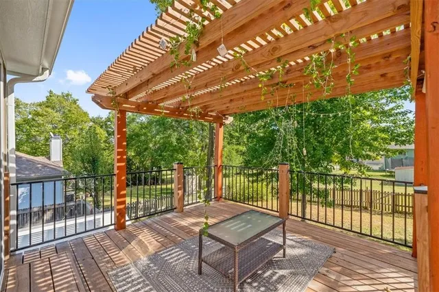 $350,000 | 13663 Barber Avenue, Bonner Springs, KS 66012