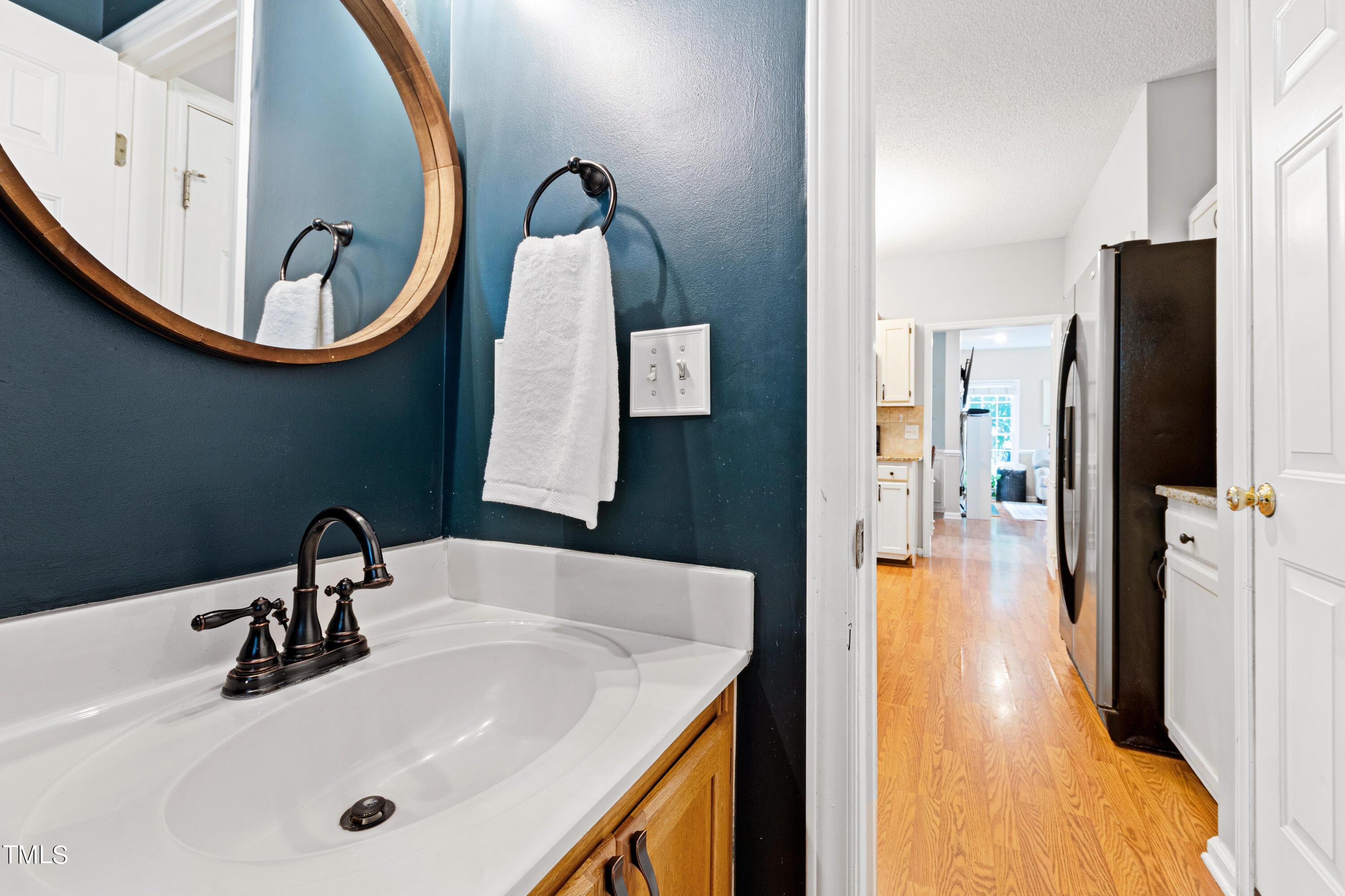 12416 Harcourt Drive Raleigh, NC 27613 - Photo 9 of 19 BAthroom