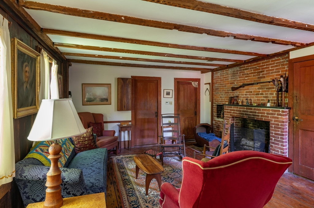 266 Turners Falls Road Montague, MA 01351 - Photo 7 of 36