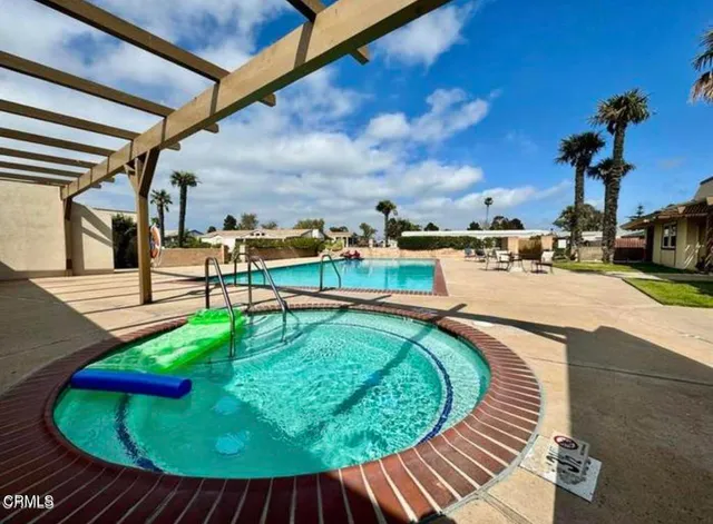 $210,000 | 320 Columbia Place, Unit 46, Oxnard, CA 93033