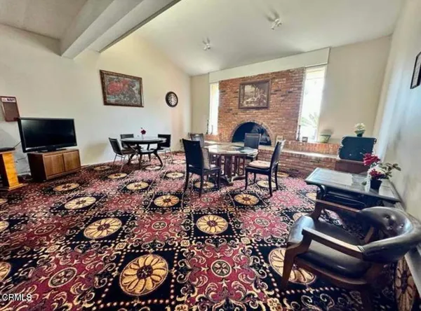 $199,999 | 320 Columbia Place, Unit 46, Oxnard, CA 93033