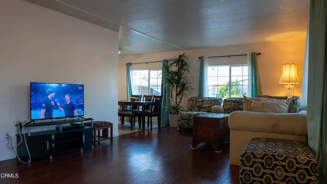 $210,000 | 320 Columbia Place, Unit 46, Oxnard, CA 93033