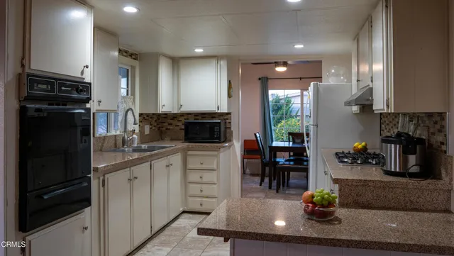 $210,000 | 320 Columbia Place, Unit 46, Oxnard, CA 93033