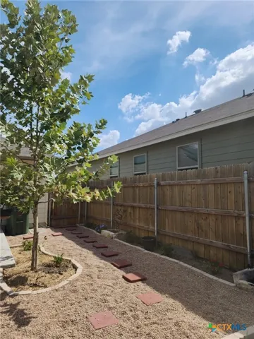 $1,600 | 136 Ragnar Drive, Jarrell, TX 76537