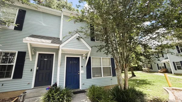 $1,575 | 2173 Timberwood Circle South, Tallahassee, FL 32304