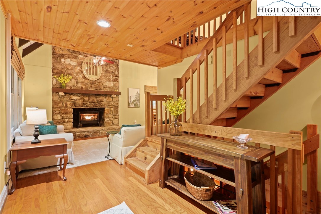 209 Tamarack Road Beech Mountain, NC 28604 - Photo 5 of 46