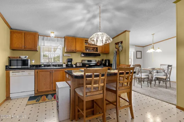 $215,000 | 2976 Cedar Island Road, Cedar Island, NC 28520