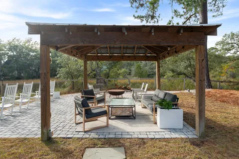 $1,100,000 | 333 Canterbury Road, Charleston, SC 29407