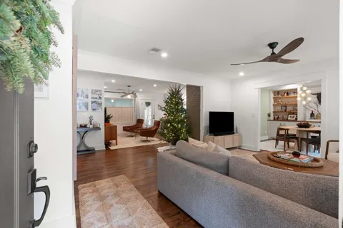 $1,100,000 | 333 Canterbury Road, Charleston, SC 29407