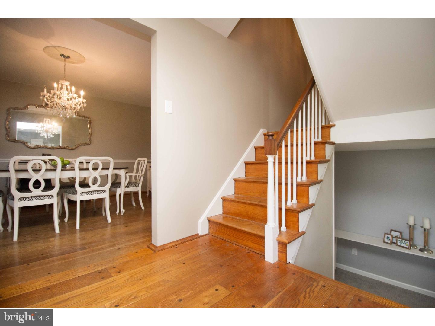 180 Rocksville Road Holland, PA 18966 - Photo 3 of 25 Foyer