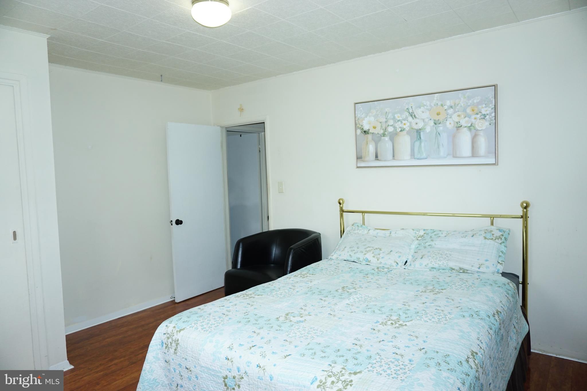 5904 Charnwood Road Baltimore, MD 21228 - Photo 13 of 20 BR #2